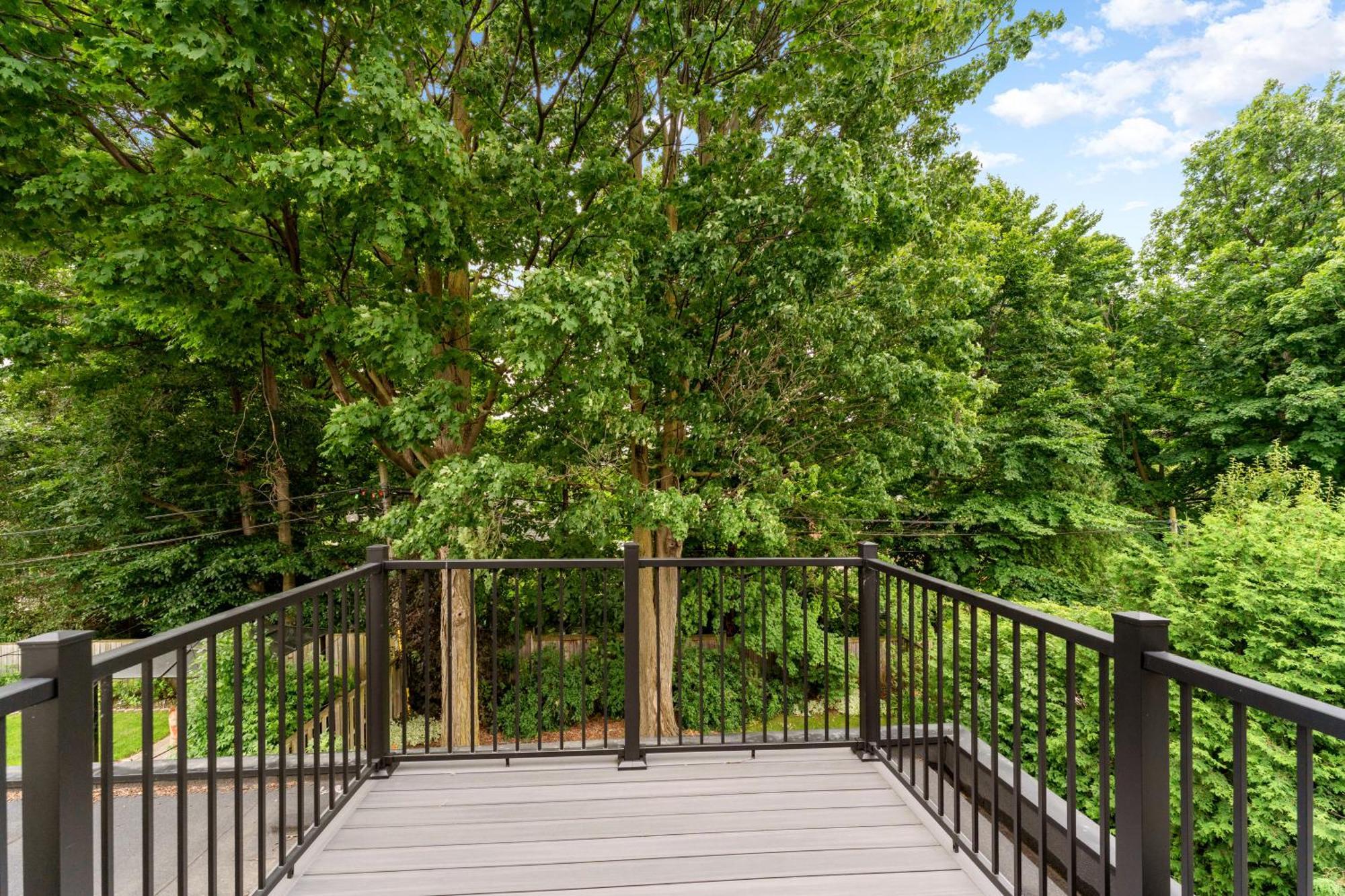 Luxury Home - 5 Min From Airport, 15 To Downtown Toronto Ngoại thất bức ảnh